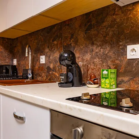 Plaza Nest - Cozy By Flat Manаger